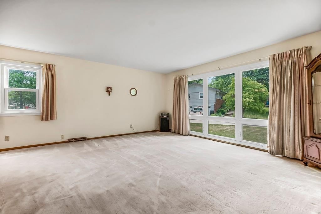 1310 N Leeview Circle — photo 5