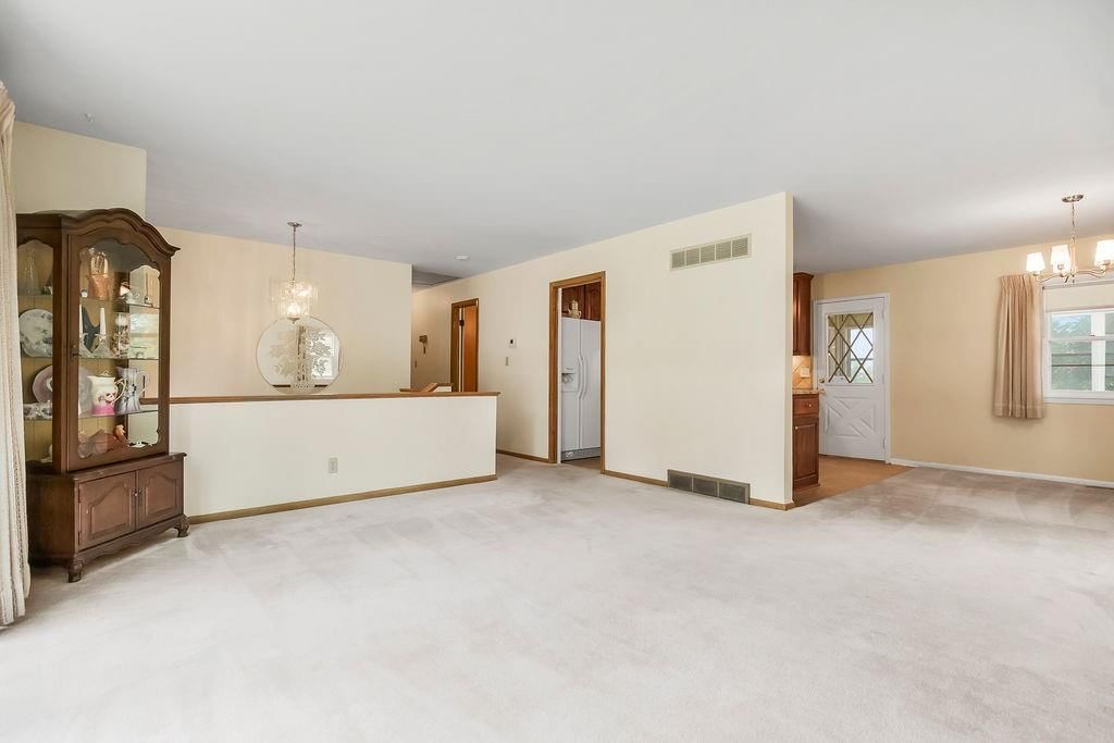 1310 N Leeview Circle — photo 7