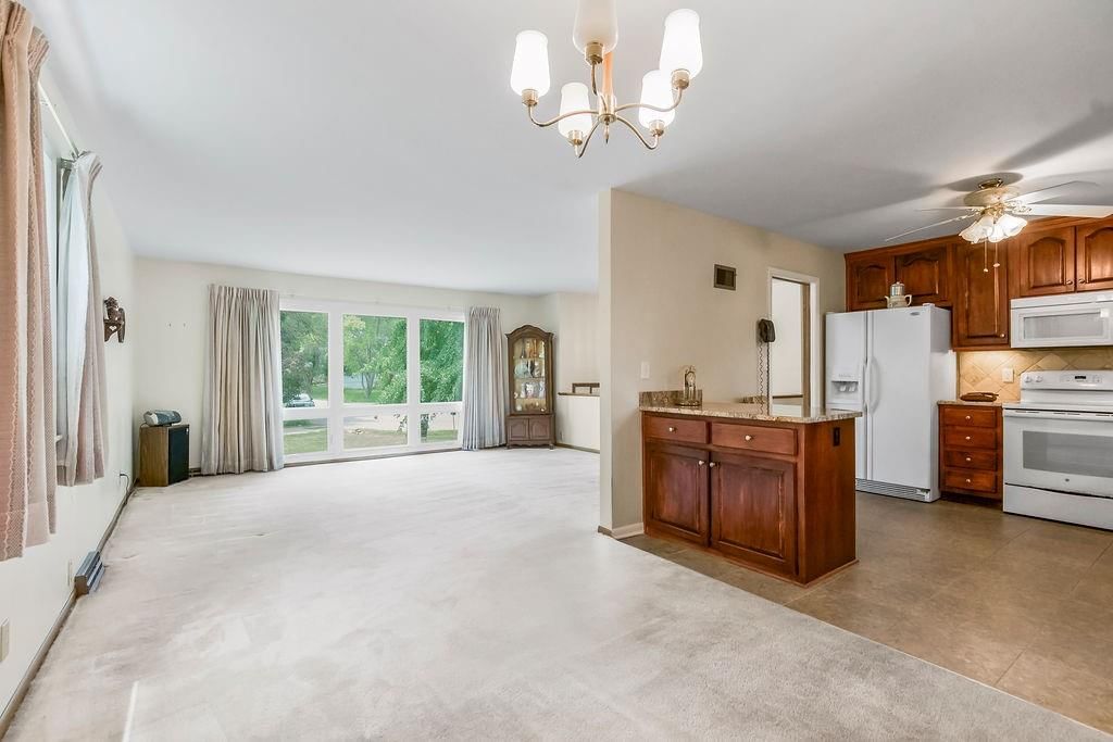 1310 N Leeview Circle — photo 9