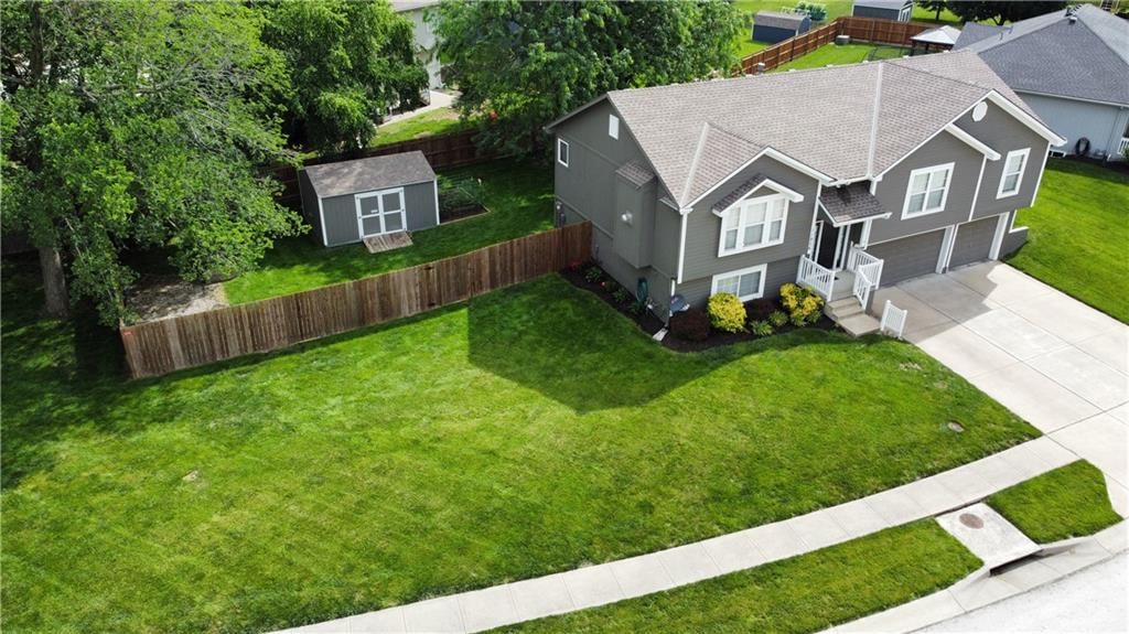 11906 White Oak Street — photo 33