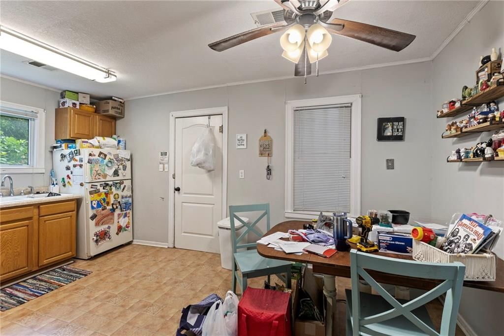 120 S Pine Street — photo 10