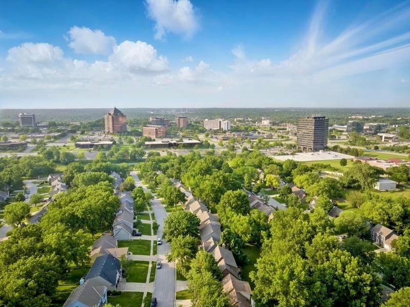 11409 Riley Street — photo 48