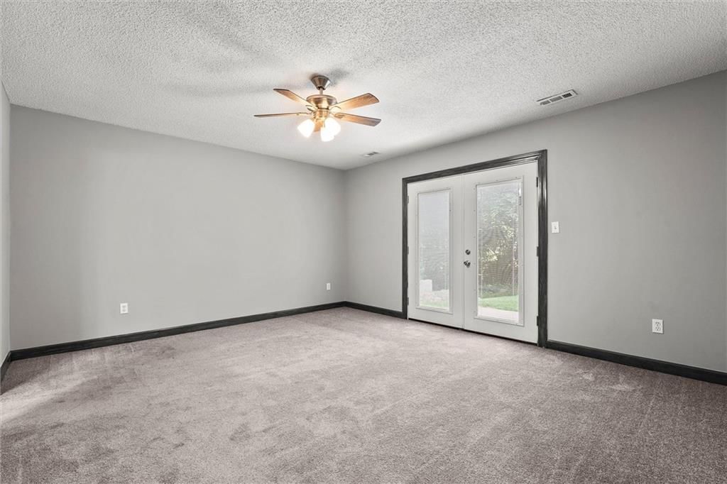113 SE Shamrock Lane — photo 9