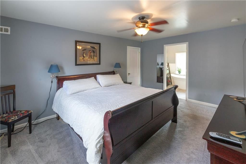 4930 Holly Street — photo 4