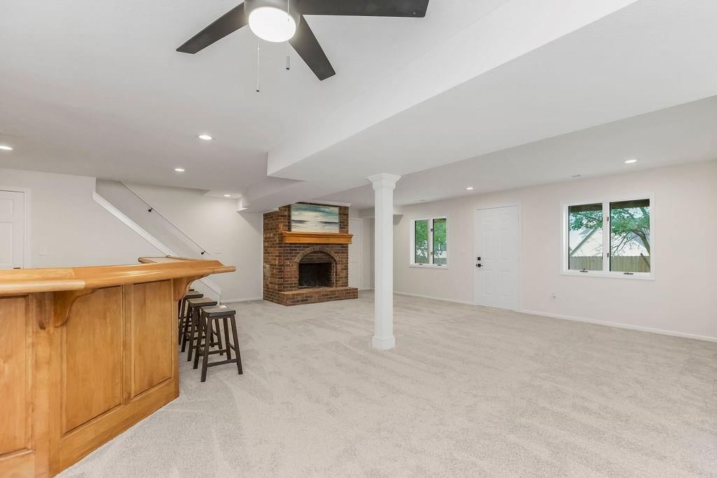 639 S Commercial Avenue — photo 21