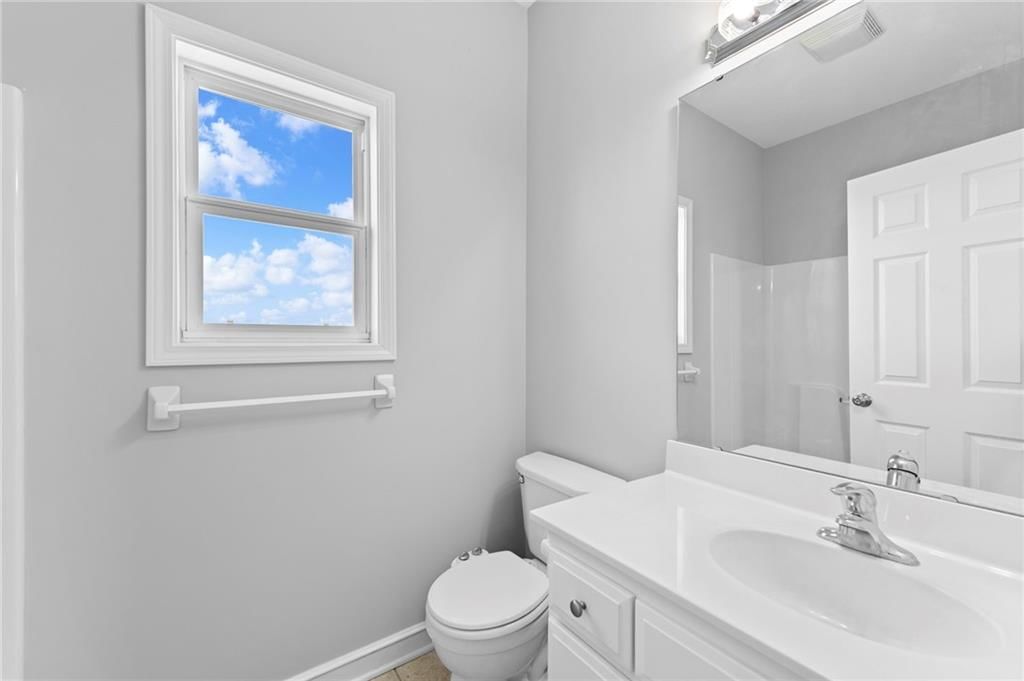 15890 Woodend Road — photo 36