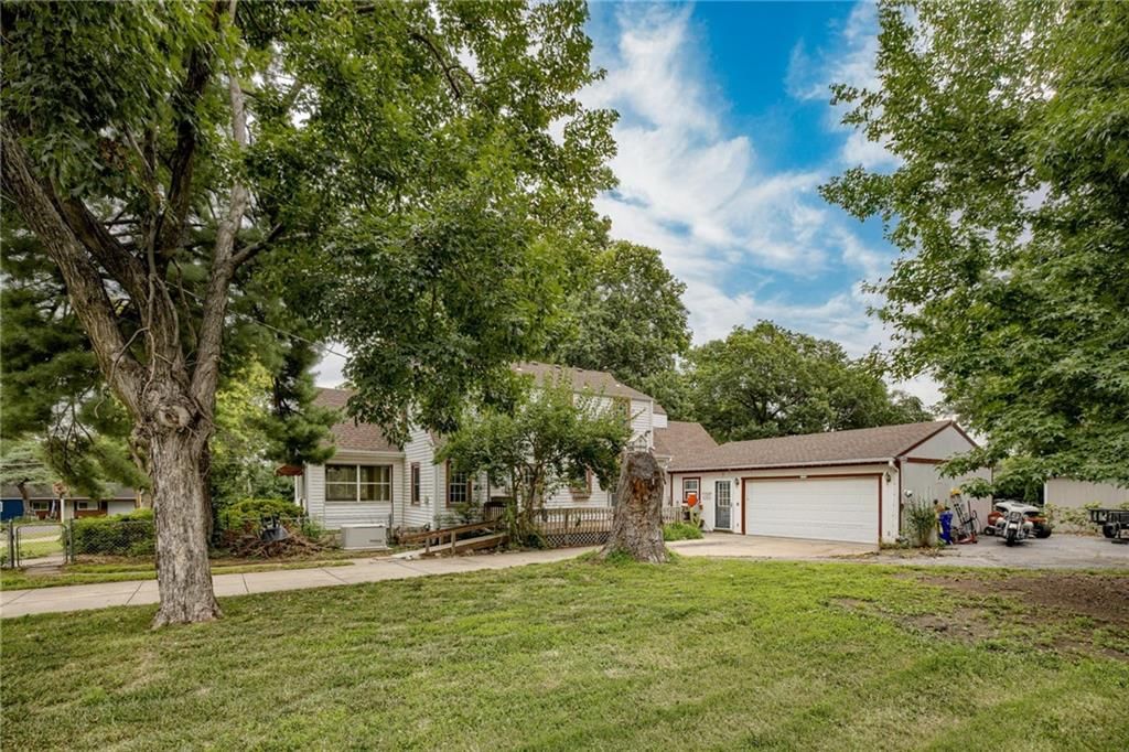 6415 W 83rd Street — photo 30
