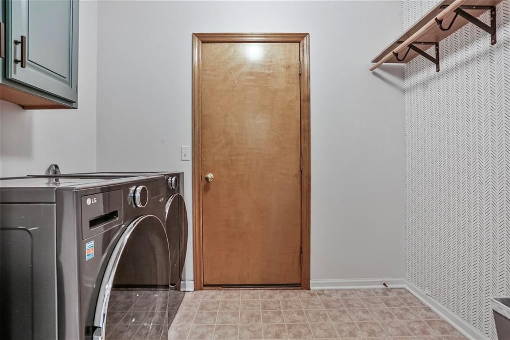 5158 Lakecrest Drive — photo 12