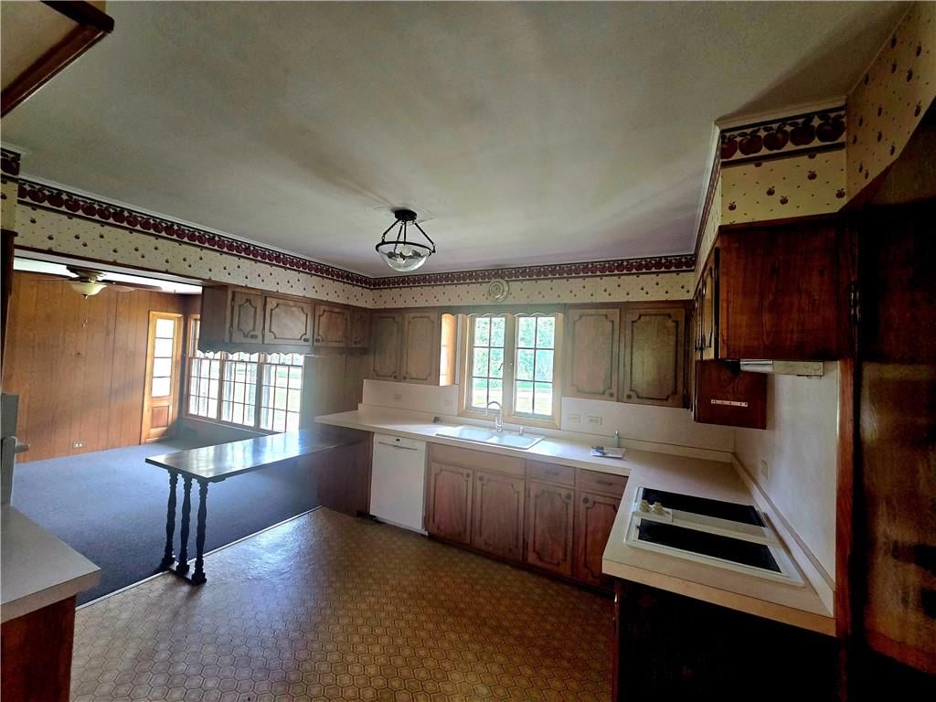 704 Park Street — photo 11