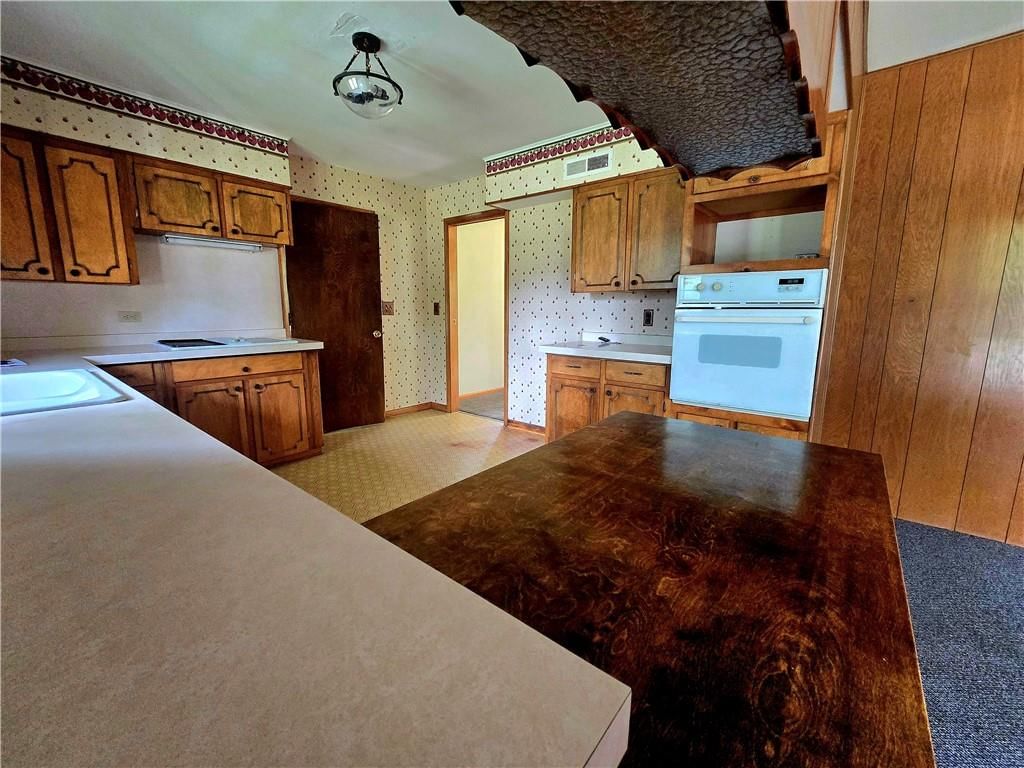704 Park Street — photo 10