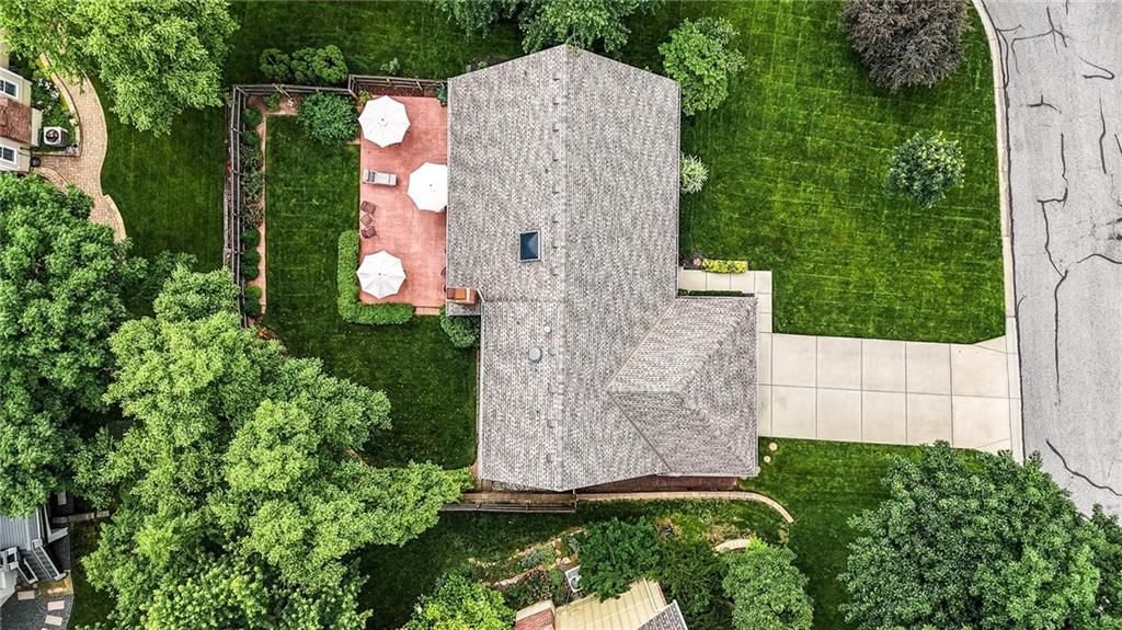 8206 Parkhill Circle — photo 31