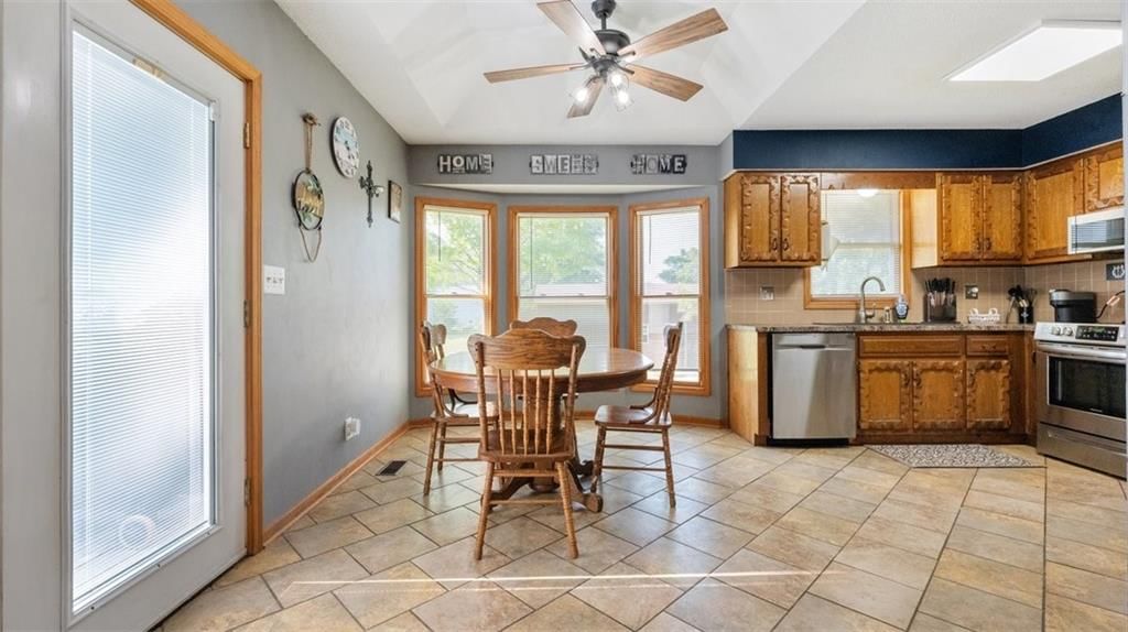25220 S Blinker Light Road — photo 8