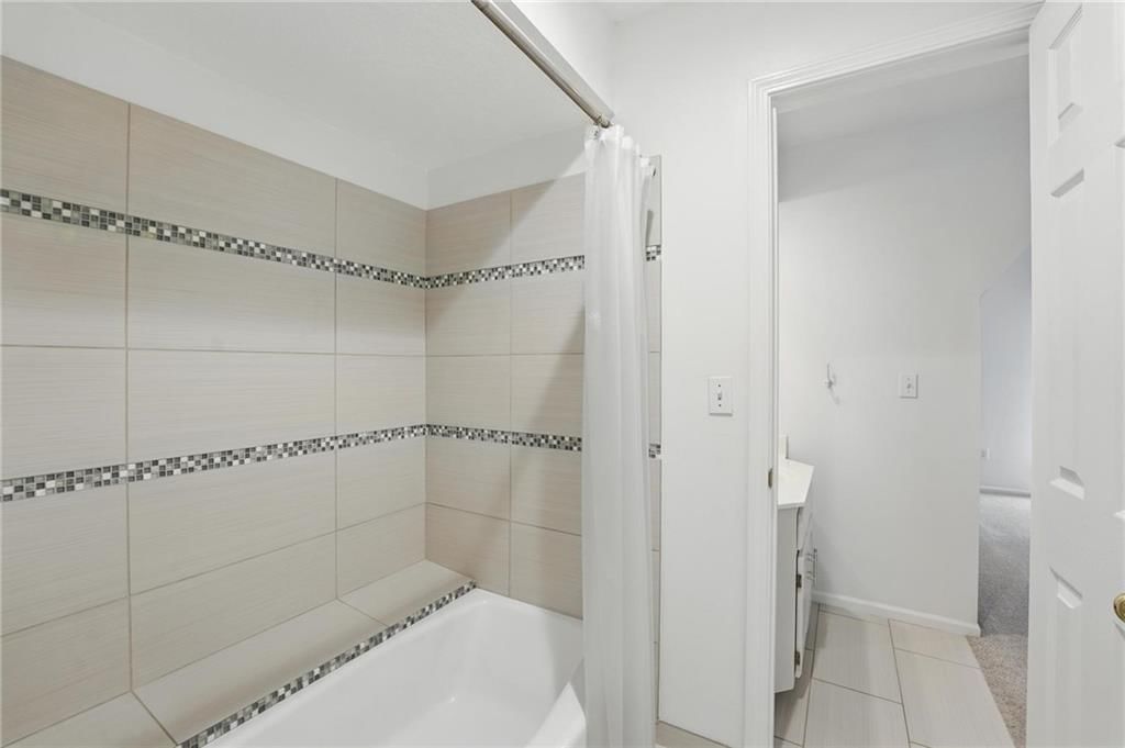 5112 NW 58th Street — photo 35