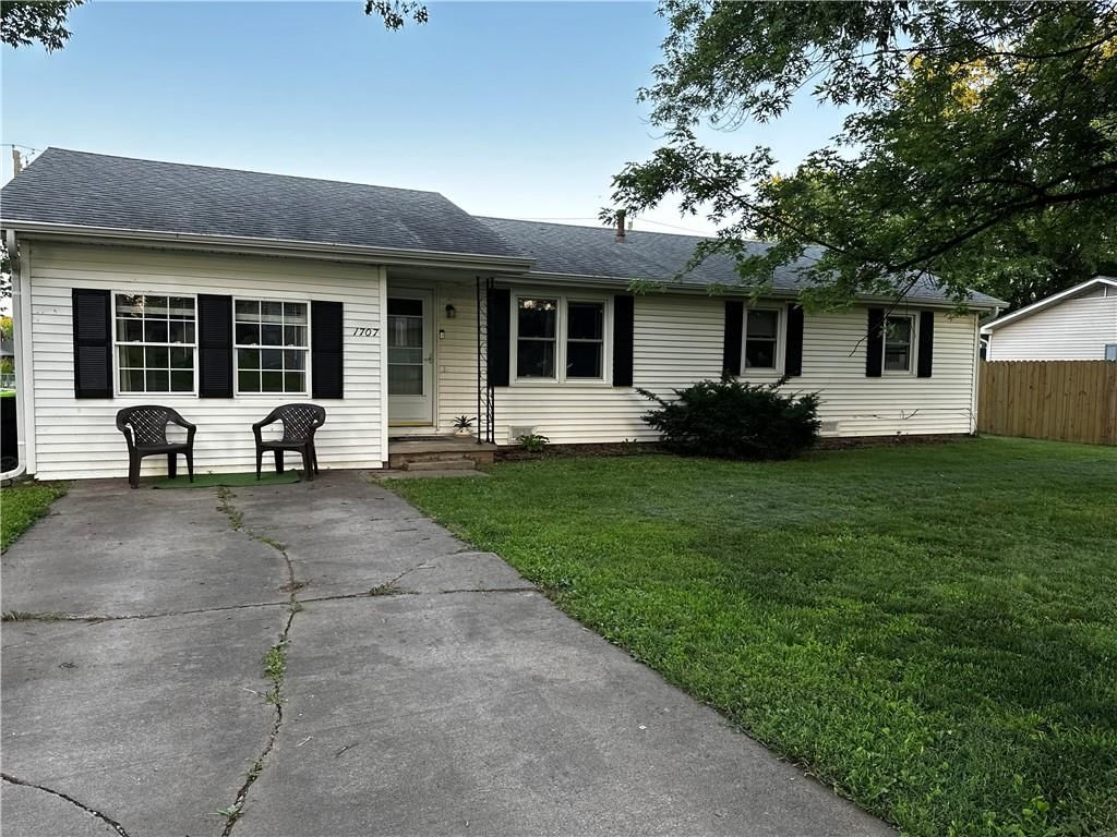1707 S Witt Drive — photo 25