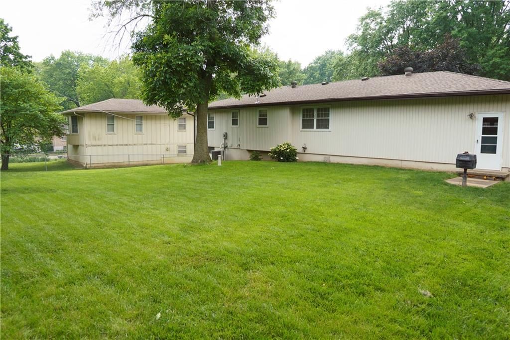 3509 S Leslie Avenue — photo 46
