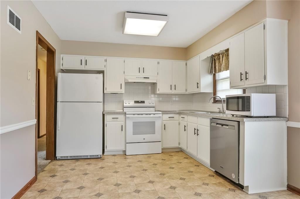 14601 E 36th Terrace — photo 6