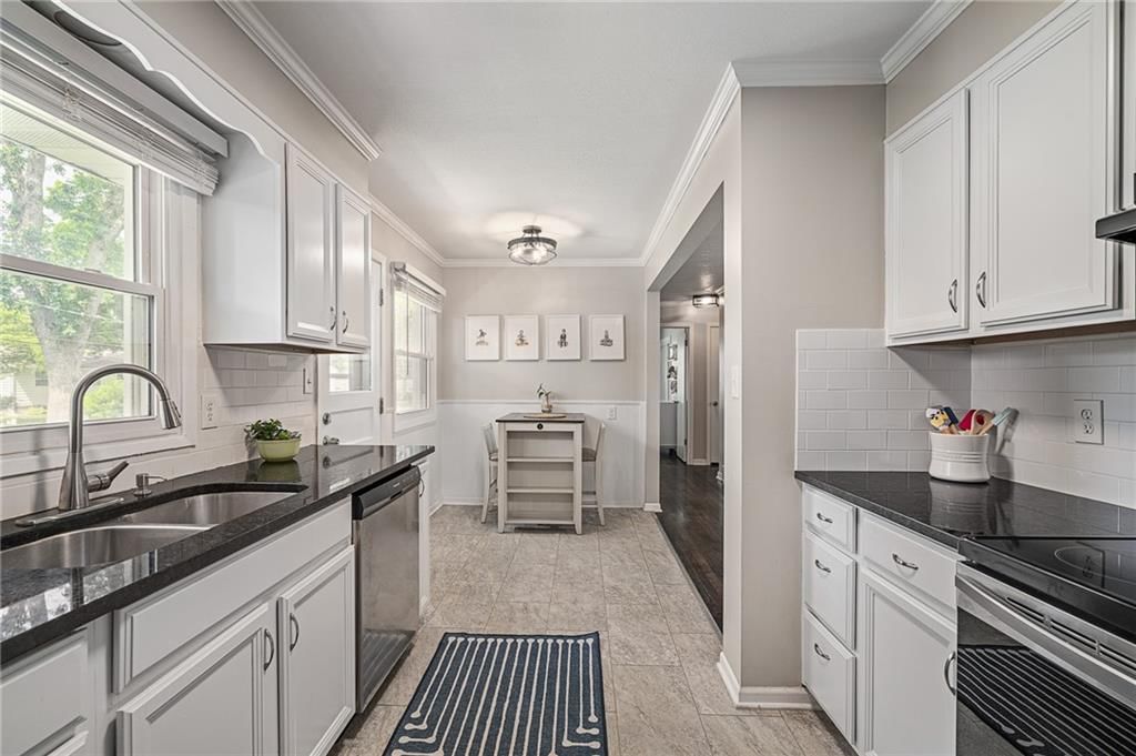7135 Conser Street — photo 12