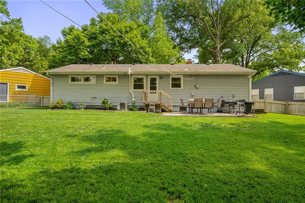 7135 Conser Street — photo 28