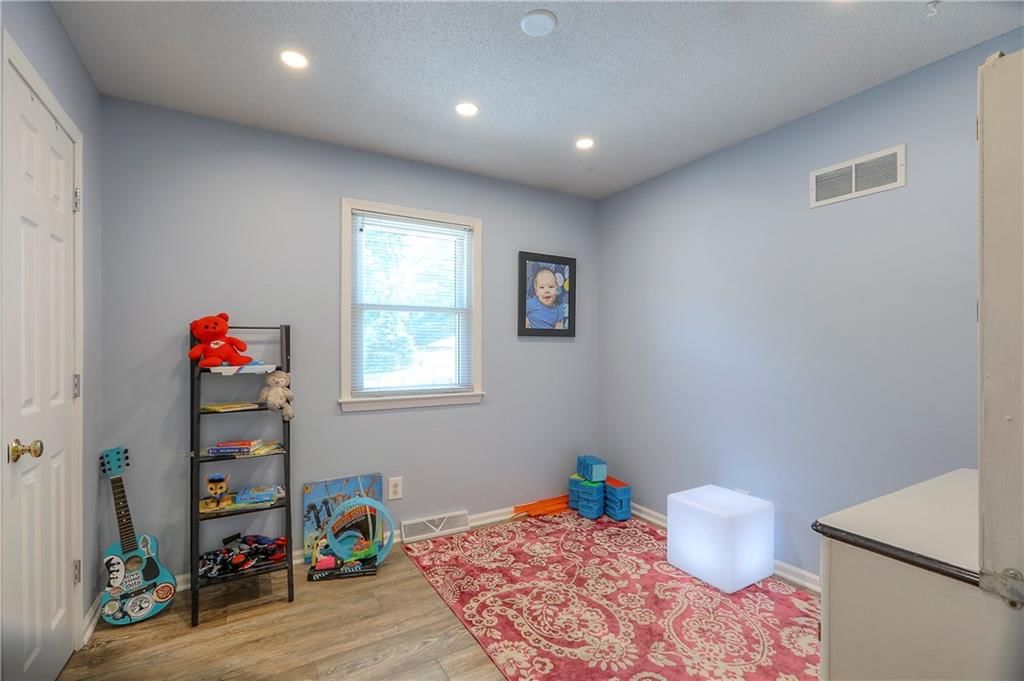 6735 NW Hilldale Drive — photo 21