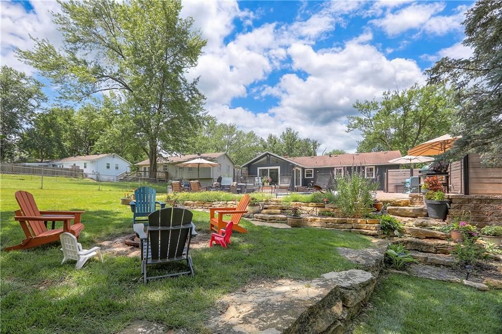 6735 NW Hilldale Drive — photo 36