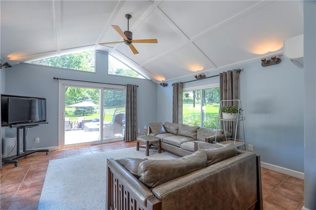 6735 NW Hilldale Drive — photo 5