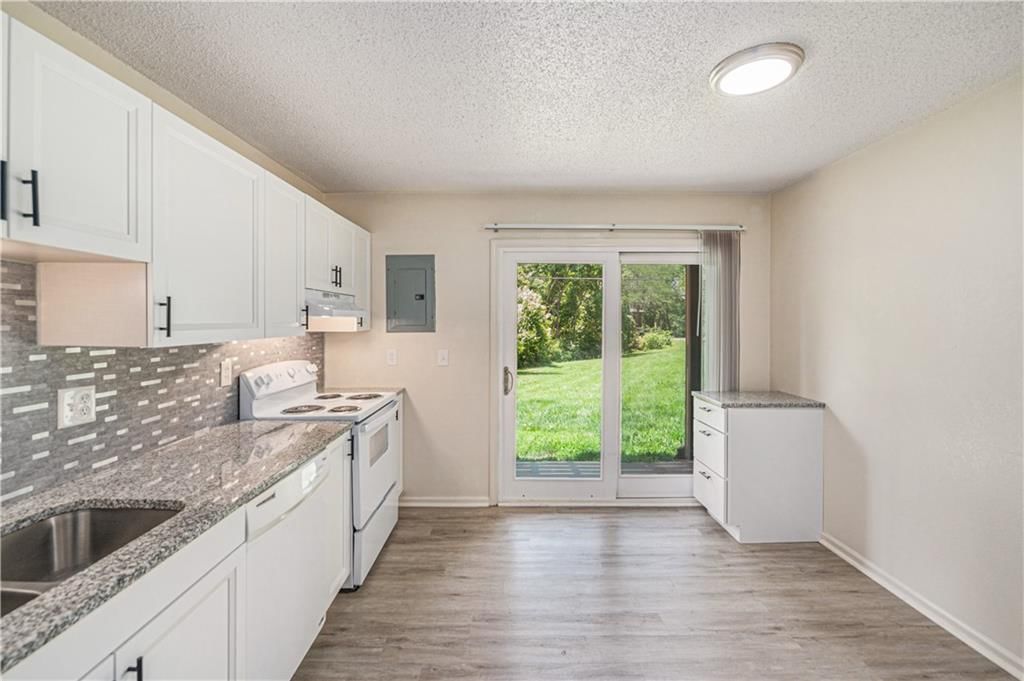2701 NW 5th Street — photo 3