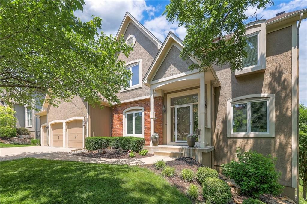 8355 Hallet Street — photo 2