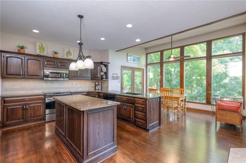 8355 Hallet Street — photo 18