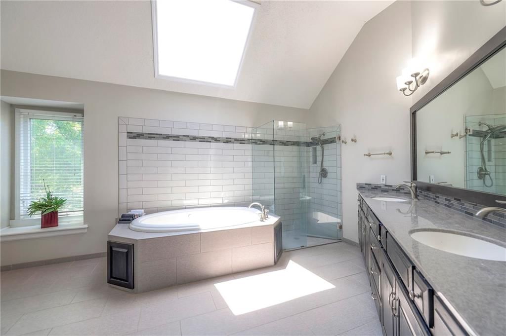8355 Hallet Street — photo 26