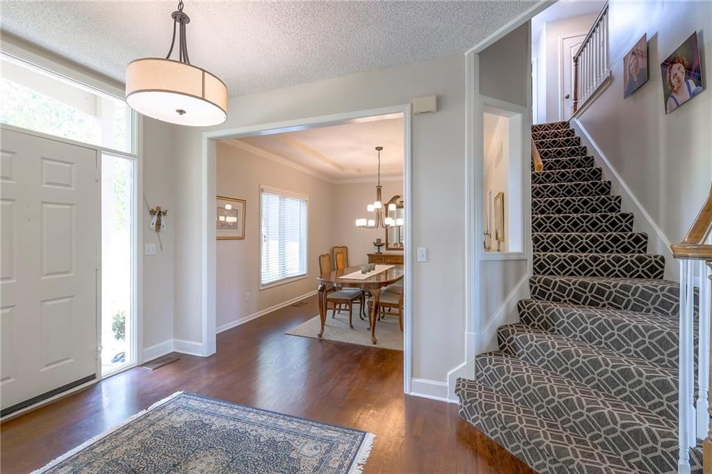 8355 Hallet Street — photo 6