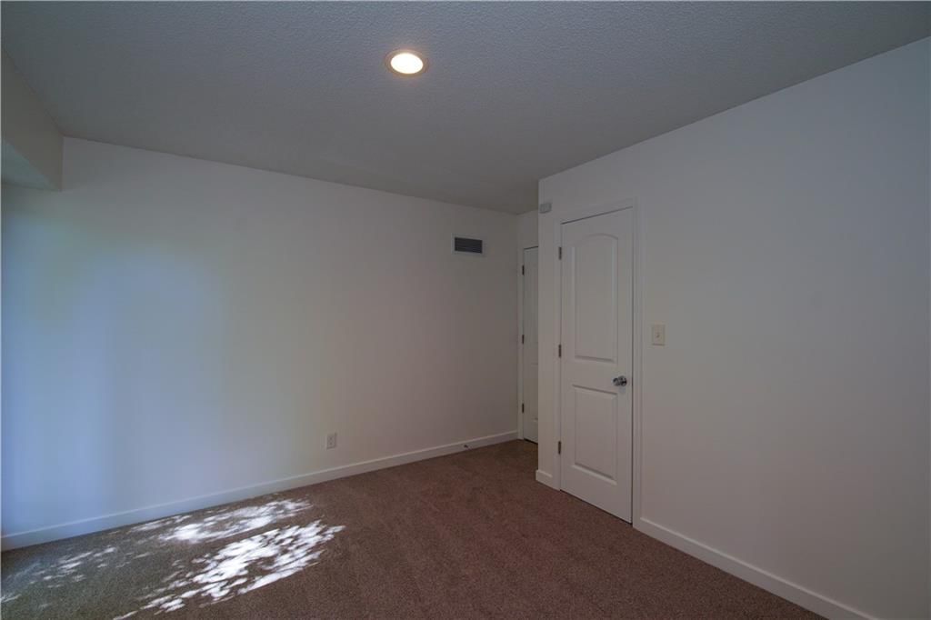 3942 SW LINDEN Lane — photo 15