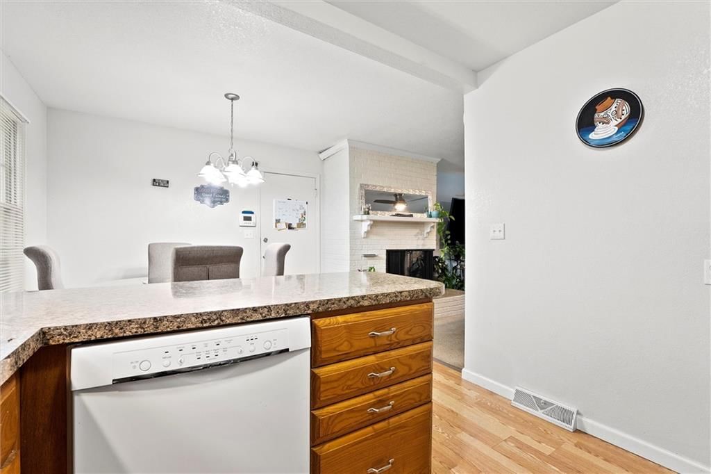 5536 N HIGHLAND Avenue — photo 11