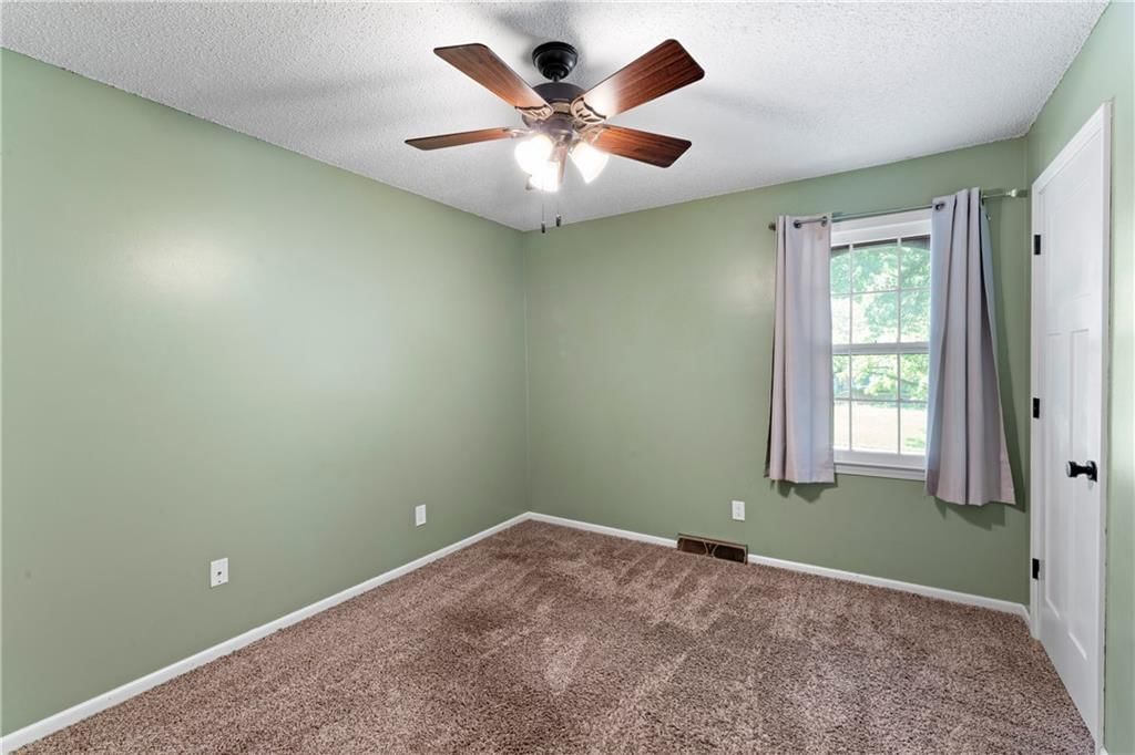 708 NE 80th Terrace — photo 26