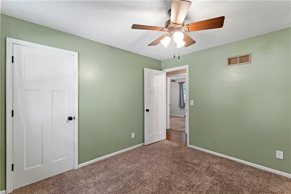 708 NE 80th Terrace — photo 28