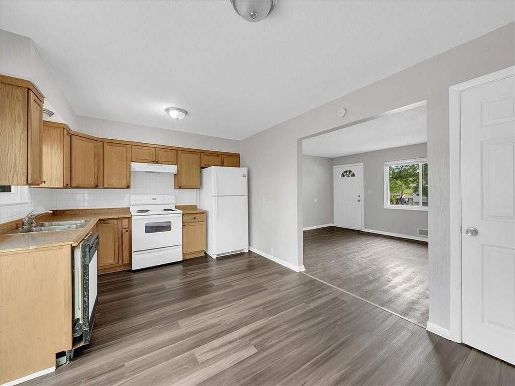 3911 Marshall Drive — photo 3