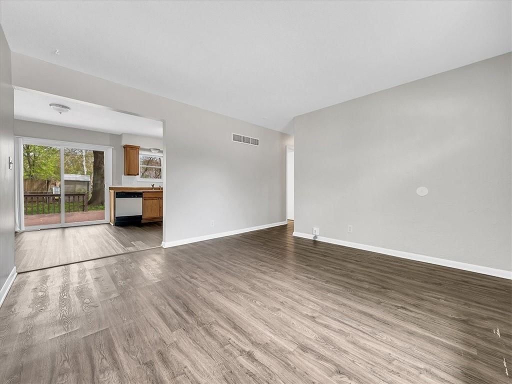 3911 Marshall Drive — photo 7