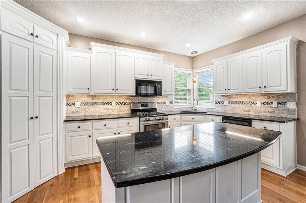 5722 Payne Street — photo 3