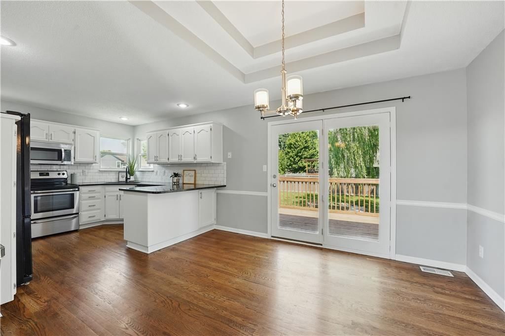 1300 SE Rosehill Drive — photo 5