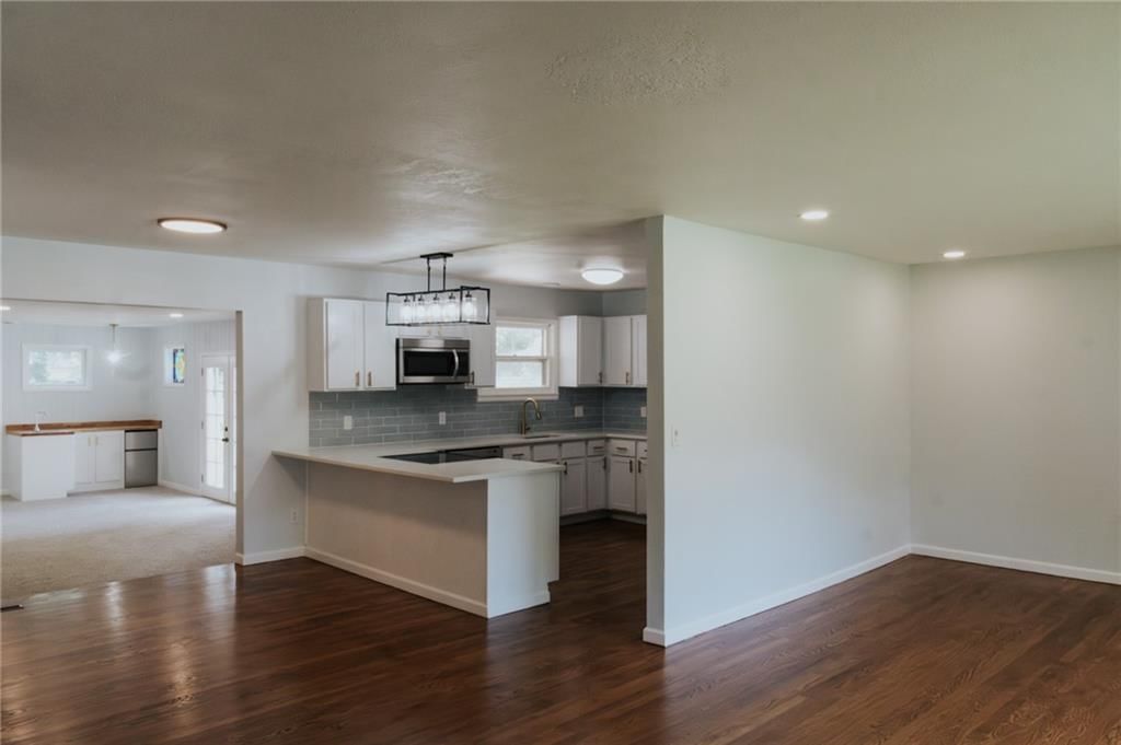 13714 Spruce Avenue — photo 3