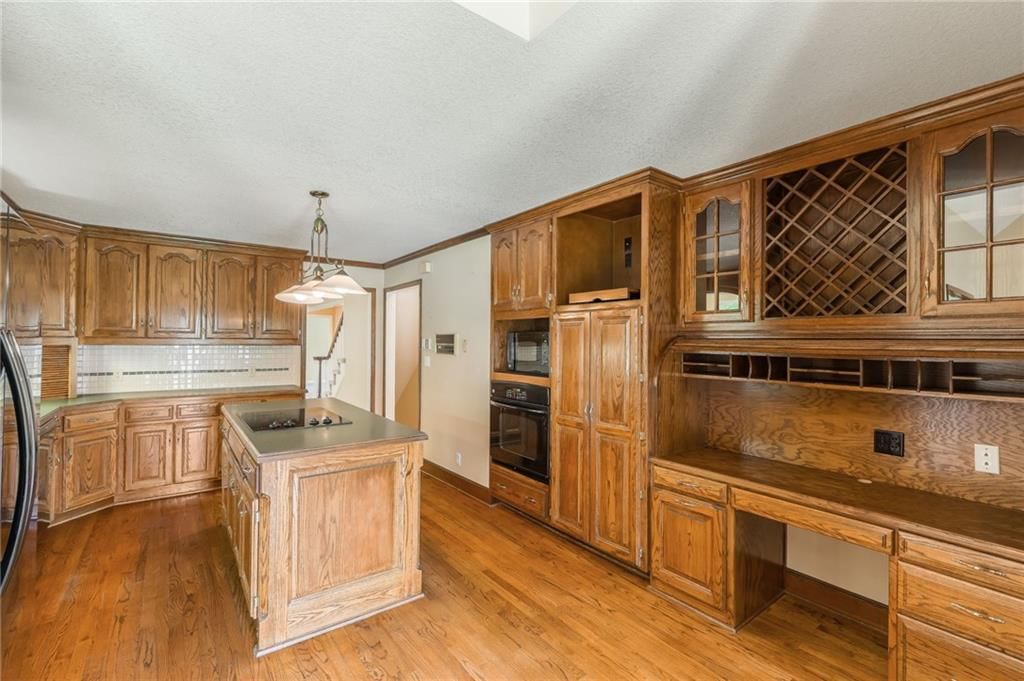 220 W Shawna Drive — photo 13