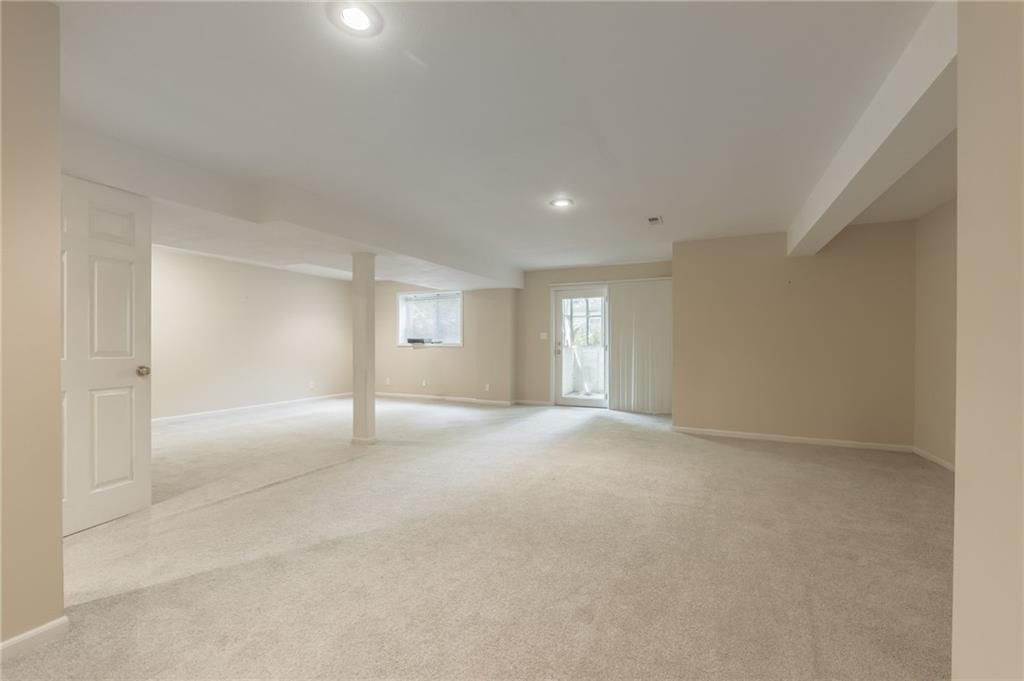 220 W Shawna Drive — photo 42
