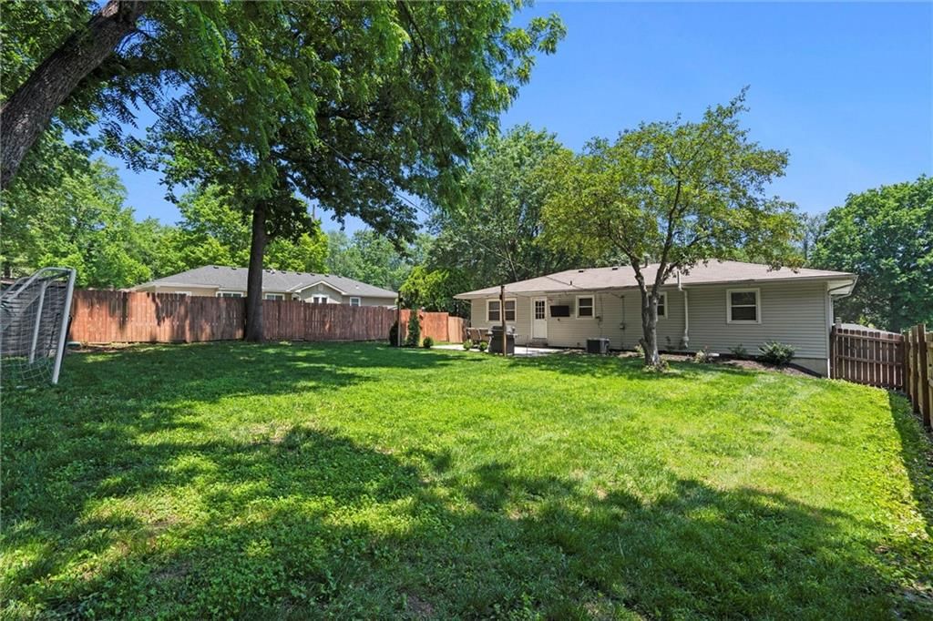 3020 N 64th Terrace — photo 31