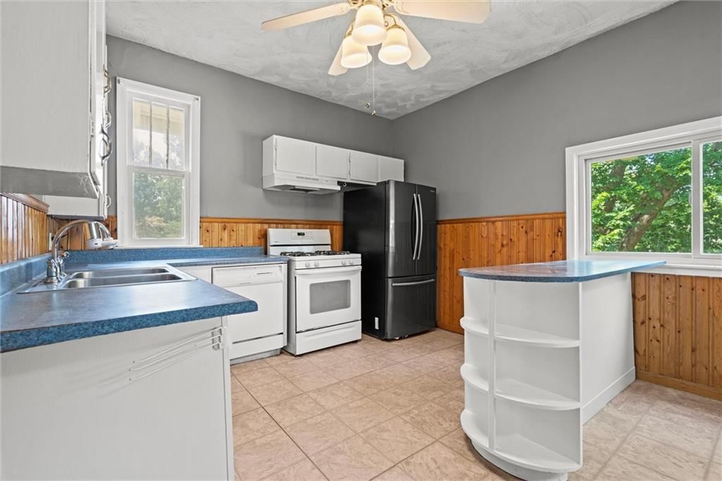 4102 Holmes Street — photo 18