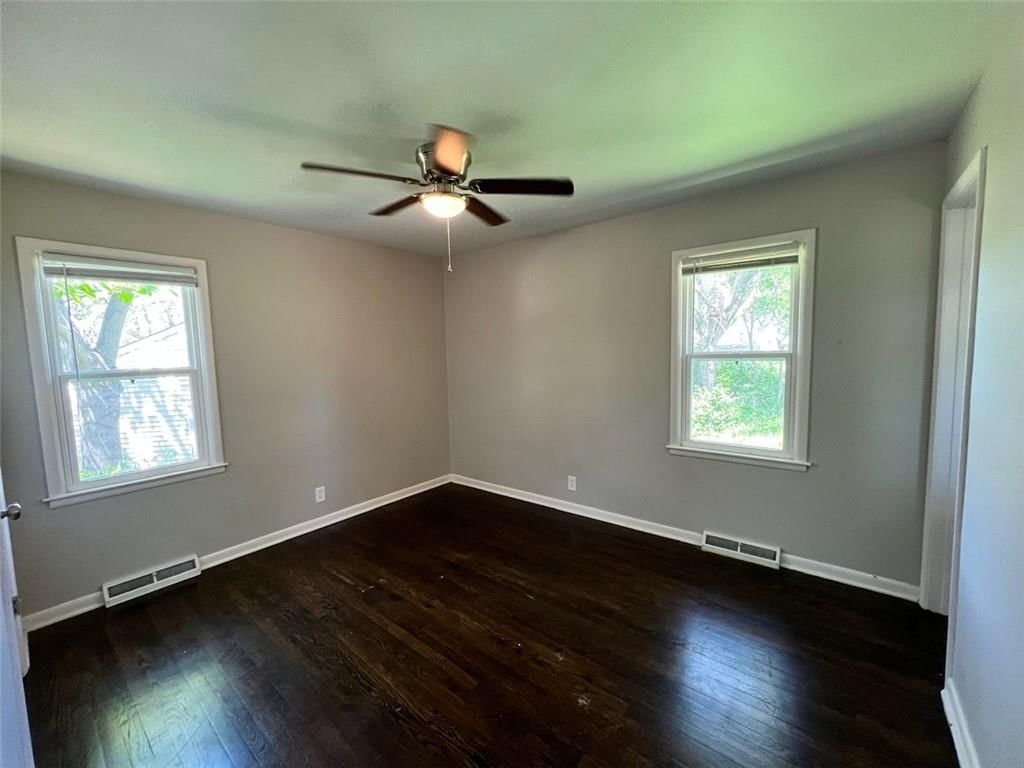 3407 S Claremont Avenue — photo 11