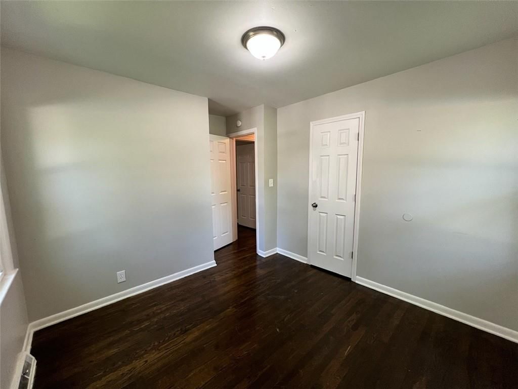 3407 S Claremont Avenue — photo 17