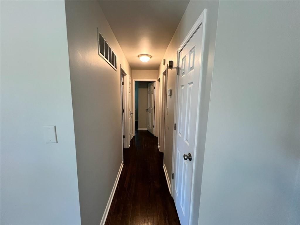 3407 S Claremont Avenue — photo 8