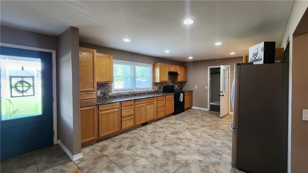 411 S Fulton Street — photo 19