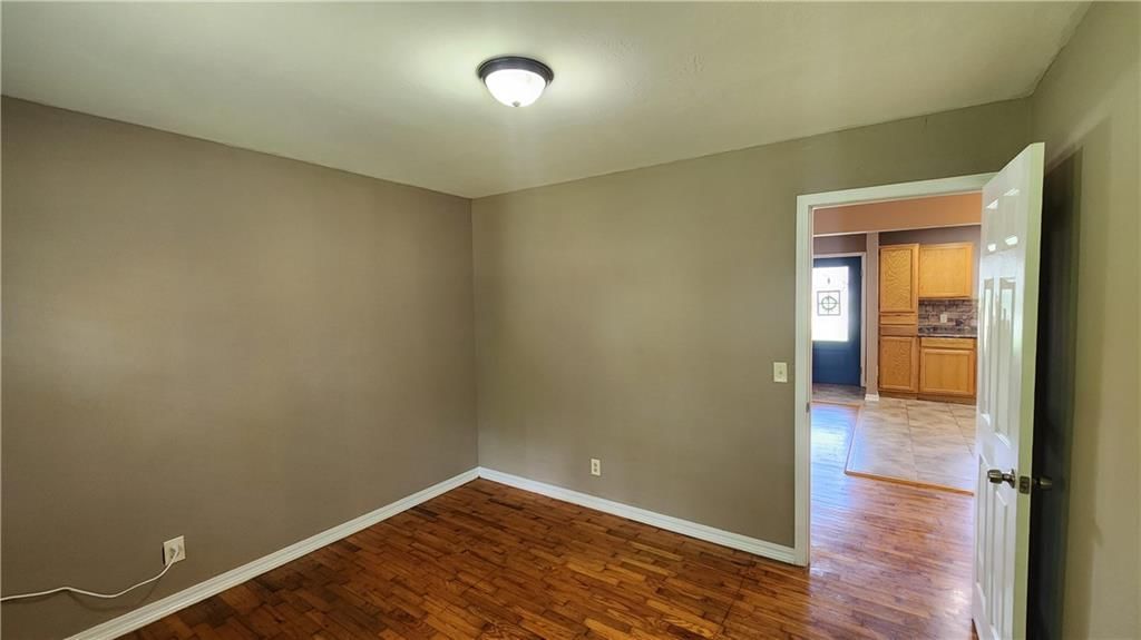 411 S Fulton Street — photo 32