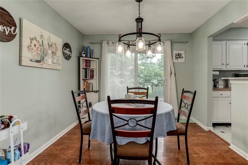 513 NE Grant Drive — photo 11