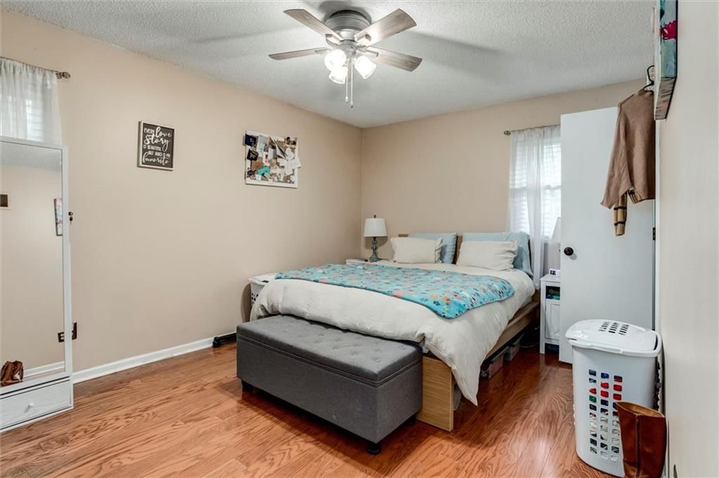 513 NE Grant Drive — photo 12